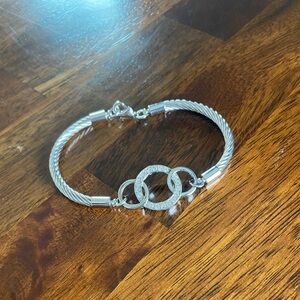 Lia Sophia Silver Interlocking Circle Bracelet